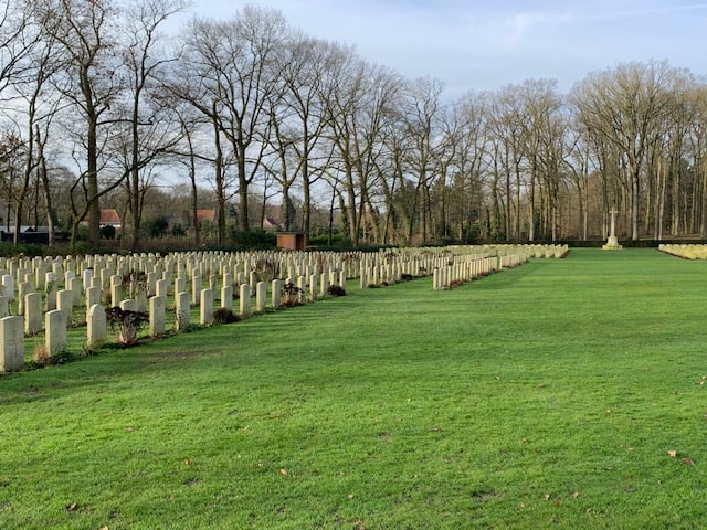 The airborne cemetery in Oosterbeek