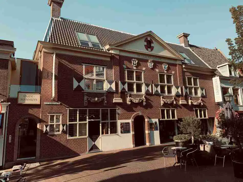 Het Vermeer Centrum in Delft aan de Voldersgracht.