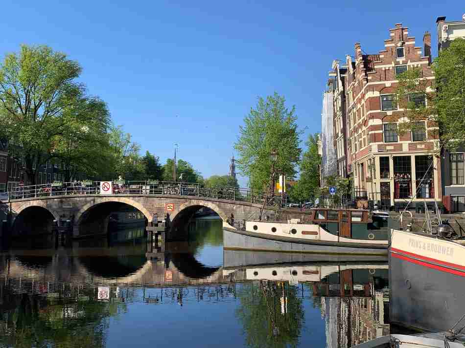 Looking towards the Prinsengracht in Amsterdam
