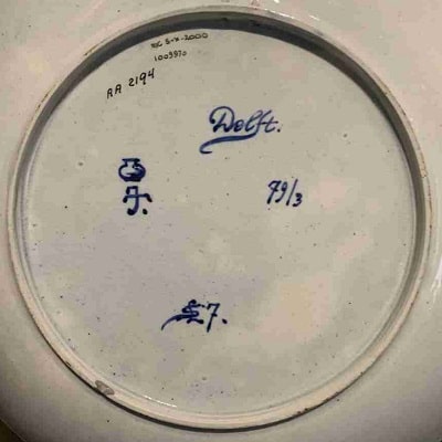 Delftware marks of the Royal Delft factory on the back of a Delftware plate